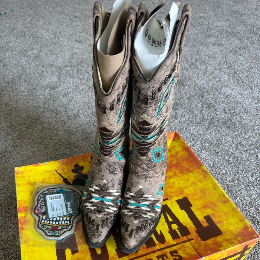 Corral boots size 7